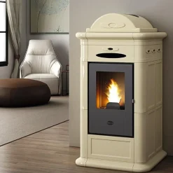 Pellettitakka Adele 8kW, kerma - Eva Calòr Discount