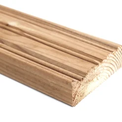 Terassilauta SHP mänty 28x95 mm OM urilla ruskea - Oiva Discount